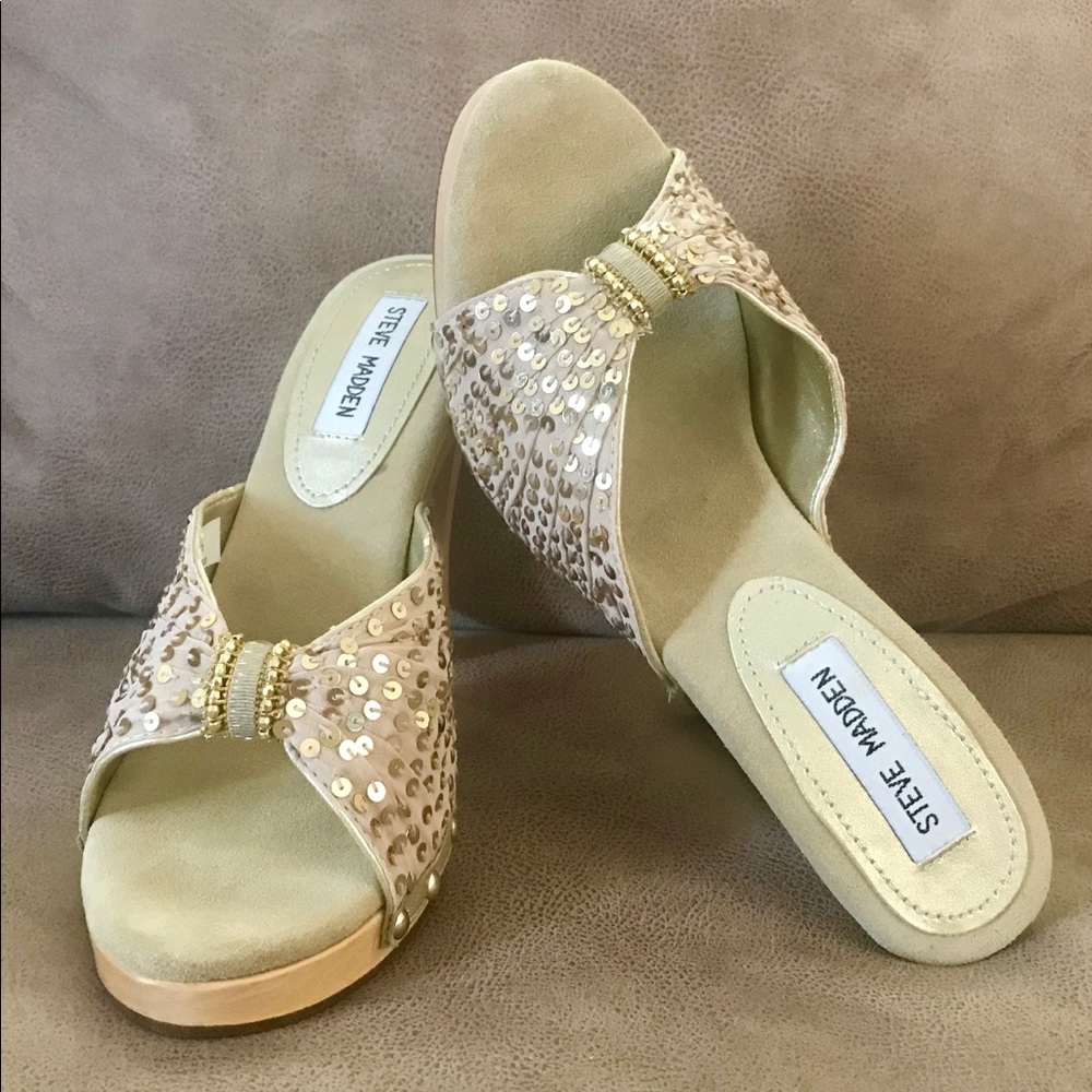 Steve Madden Heels- NEVER WORN!